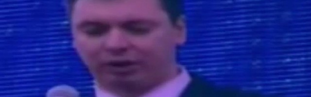 Pre 15 godina Vučić plakao na Miloševićevoj sahrani (VIDEO)