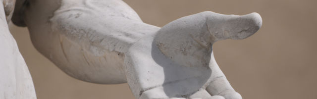 Jesi li ti otac onog malog? Humanost nakon srebreničkog genocida