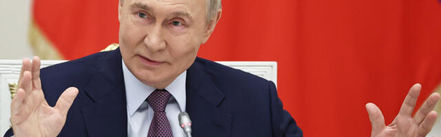 Putin: Sve ide po planu