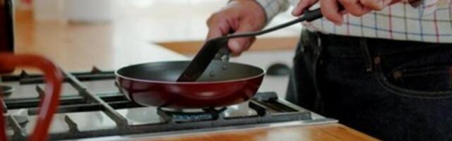 Zbog ARSENA ovaj tiganj se hitno povlači sa tržišta, može ući u hranu: Ako ga imate, bacite ga odmah