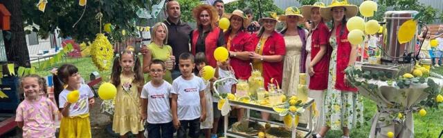 Čarolija u vrtiću Čarolija i dalje traje! Slatka manifestacija prerasla u prepoznatljivu tradiciju ustanove.