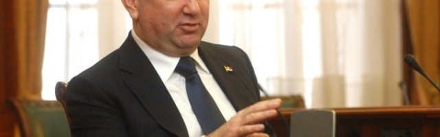 STIŽE JOŠ 50.000 DOZA RUSKE VAKCINE "SPUTNJIK V"! Ministar Popović saopštio sjajne vesti!