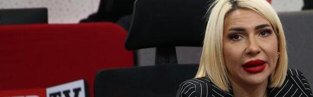 "Nije se otkočio dok mu nisam upalila sveću": Jovana Jeremić o čoveku koji se smejao njenom uspehu
