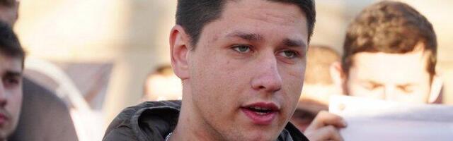 DANAS VIŠE NEGO IKAD POTREBNO JEDINSTVO! Miloš Pavlović se obratio građanima iz Pionirskog parka: "Oprostićemo ako budemo mogli, a zaboravićemo ako nas ne bude bilo!"