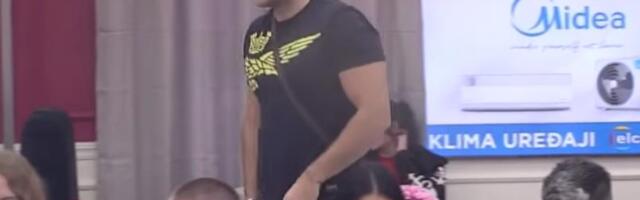 LUKA ĆE DOŽIVERI FRAS: Aneli i Anđelo ponovo opasno flertuju, on napravio prvi korak (VIDEO)