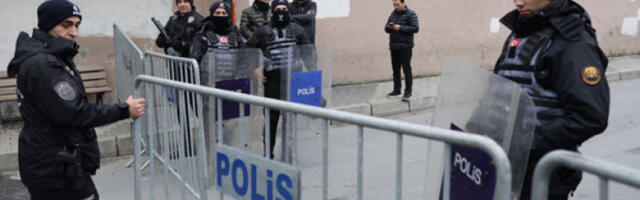 Три полицајца погинула у антитерористичкој операцији у Турској