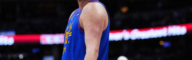 Nikola Jokić krvav, opet su ga tukli: Sudije, da li vas je bar malo sramota? (FOTO)