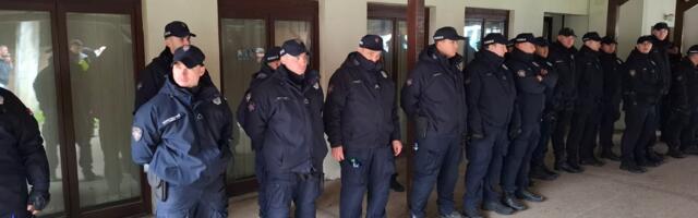 Okrivljeni za utaju poreza prvi na listi SNS u Kuli