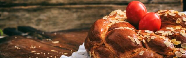 Uskršnja pogača po receptu naših baka: Pravi miris praznika u vašem domu