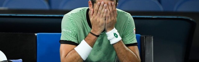 Beretini se povukao, Cicipas bez borbe ide dalje