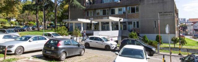 Obaveštenje iz DZ zbog kog se ljudi hvataju za glavu (FOTO)