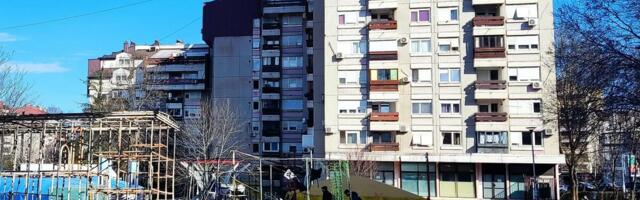 LOPOVI UTERALI STRAH KOMŠIJAMA U OVOM DELU BEOGRADA: Obijaju stanove, kradu gorivo, a tu je i upozorenje! (FOTO)