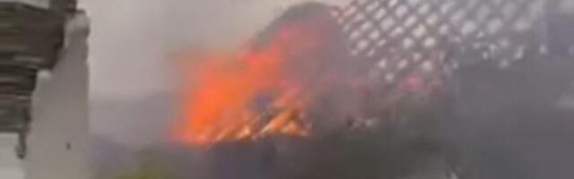 HOROR! 6 osoba poginulo u požaru koji je izbio u tržnom centru! Evo i gde!