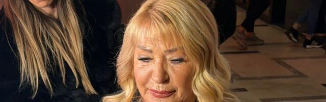 "Neću o tome - rasplakaće me!" Pevačica bila kod Zorice Brunclik i Kemiša na večeri: "Prvi put sam..."