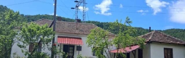 Kuća sa dvorištem kod Majdanpeka prodaje se za jako male pare: Cifra će vas potpuno iznenaditi