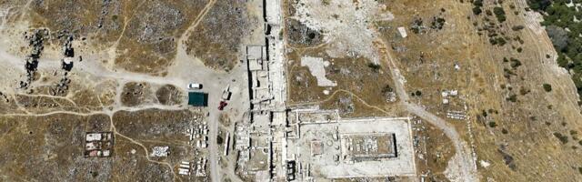 Arheolozi otkrili statuu staru 1.800 godina