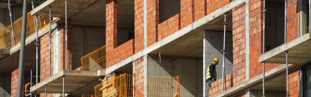 Stanovi upisani u Katastar, ali zgrada je NELEGALIZOVANA! Evo da li su stanari sigurni i šta treba da prijave