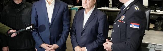 Dačić i Macut obišli pripadnike MUP na dužnosti u novogodišnjoj noći