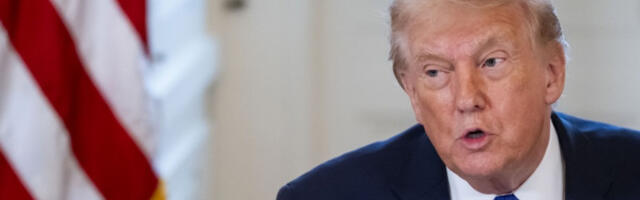 Трамп: Зеленски има само мене