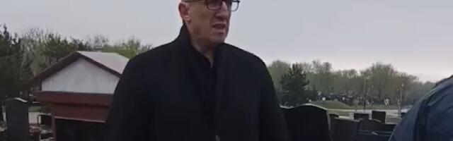 "Otišao je komad mog srca u ovu rupu sa njom": Kristijan Golubović skrhan na sahrani prijateljice Stele (VIDEO)