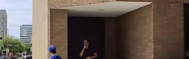 SREO LEGENDARNOG SRBINA SAMOG NA ULICI U AMERICI SA TOMPUSOM U RUCI I BEZ RAZMIŠLJANJA MU PRIŠAO! Ono što se dogodilo će pamtiti zauvek