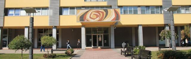 SRCE: Državni sekretar obišao radove na zgradi u Kraljevu čija izgradnja kasni 16 godina