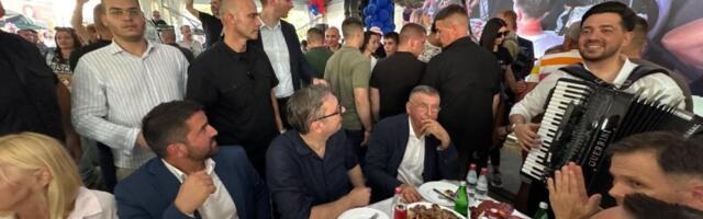 Uz pesmu i osmeh obeležen važan dan za Srbiju! Perica Jaćimović napravio atmosferu za pamćenje u Kraljevu