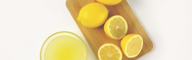 MOĆNA KOMBINACIJA! Pola limuna i soda bikarbona