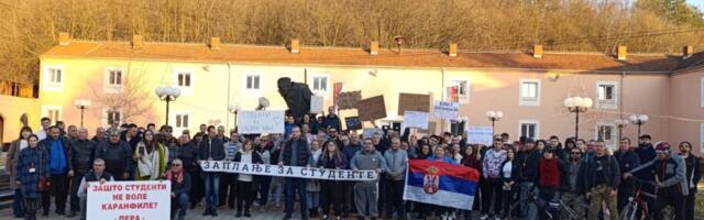 Protesti u Gadžinom Hanu, Ražnju, Brestovcu, Vučju i Trgovištu – “svedočimo rađanju slobode”