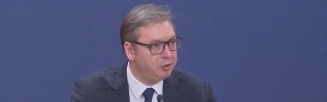 "NAPADALI SU NOVINARE INFORMERA I RTS-a" Vučić o demonstrantima: Sada su krenuli u ogoljeni vid nasilja