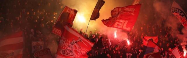 "Delije" bakljadom proslavile dolazak na Kipar (VIDEO)