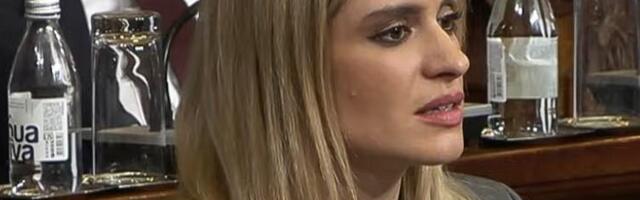 NE DA NISMO ZAOSTALI ZA EVROPOM, NEGO PREDNJAČIMO: Ministarka Stamenkovski u Skupštini govorila o pronatalitetnoj politici (VIDEO)