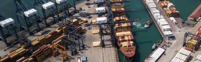 Rat na Bliskom istoku bi mogao promeniti trgovinske rute: Da li stiže veći promet kroz Panamski kanal?