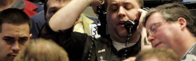 ​Америчке акције стагнирају док цене нафте расту