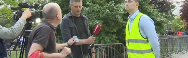 Dokaz ko je zaista nasilan! Informer dočekali psovkama, N1 snimao bez ijednog incidenta (VIDEO)