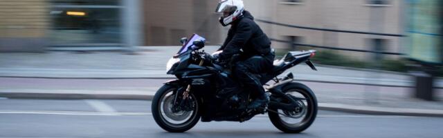 Kako se pravilno koči na motoru: Pravilo 70/30 može da vam spasi život