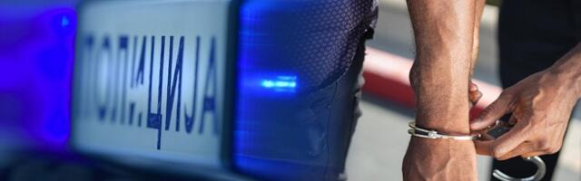 Beograđanin napravio haos u Kladovu! Prijavljen zbog nasilja u porodici, a onda pretio policajcima i napao ih