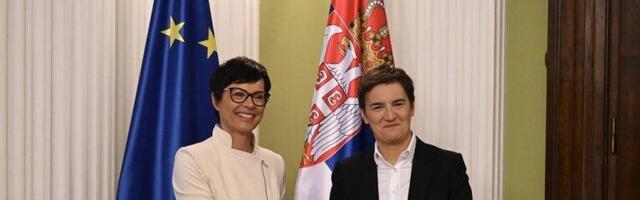 BLOKADERI SE DRUGAČIJE PREDSTAVLJAJU U INOSTRANSTVU: Ana Brnabić otkrila da je Marta Kos bila iznenađena zbog POTERNICA NA KOJIMA SU RADNICI RTS