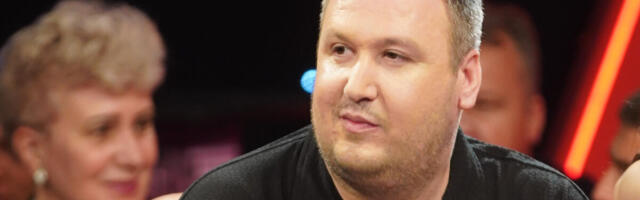 POVEO ROĐENU ŽENU, ALI I DEČKA NA MORE! Voditelj tvrdi da je video MOĆNOG SRBINA u gej akciji - sve se desilo..