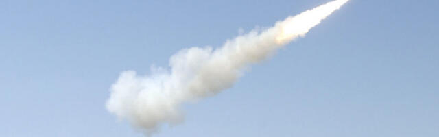 Погођена америчка амбасада у Кувајту