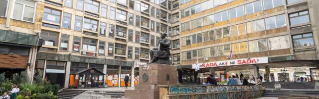 Licemerje na delu! Od ograđivanja do vlasništva - Filozofski fakultet promenio ploču (FOTO)