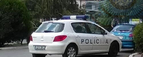 Težak udes kod Vladičinog Hana: Jedna osoba stradala, tri povređene