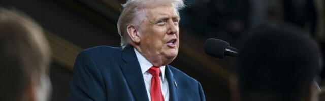 Трамп о „Њујорк тајмсу”: Корумпиране кукавице не виде шта је остало од Ирана