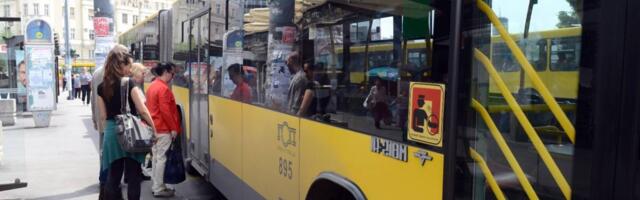 Vozač iz autobusa 74 postao je glavna faca gradskog prevoza iako se razlog nekima ne sviđa