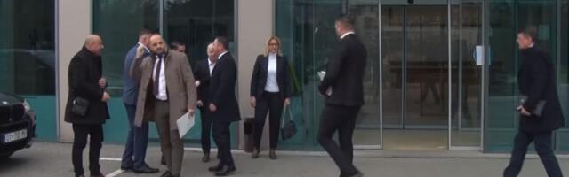 Završen sastanak u Prištini srpskih gradonačelnika i predstavnika Vlade Kosova o zakonu o strancima