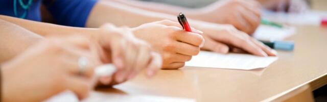 Zašto osnovci imaju probleme sa razumevanjem pročitanog: Sistemski uzroci niskog kvaliteta obrazovanja