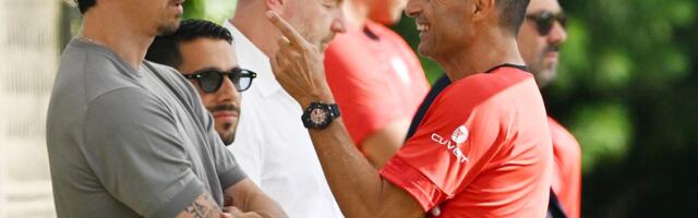 Puklo u Milanu: Ibrahimović tera Alegrija, a navijači direktore!