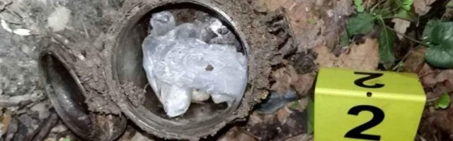 (FOTO) Ove slike otkrivaju NEVEROVATAN NAČIN NA KOJI SU DILERI ŠIROM SRBIJE RASTURALI DROGU