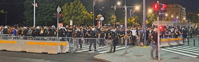 Kako je Ćacilend postao - Caćilend (FOTO)