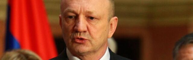 "Vučić u Pionirskom parku uz Đorđa Prelića – paradigma današnje Srbije"